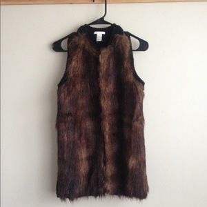 H&M Faux Fur Vest brown and black